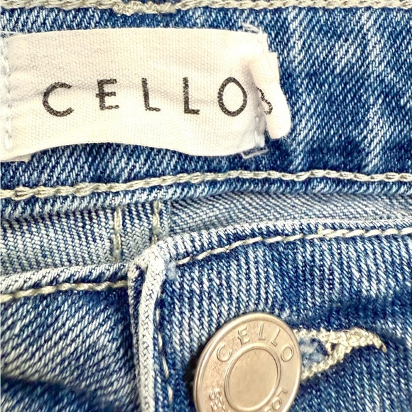 Cello High Rise Straight Leg Destroyed Ankle Length Jeans With Distressed Hem - Picture 6 of 11